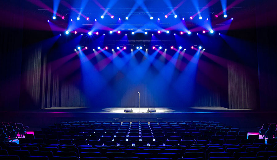 fallsview entertainment center