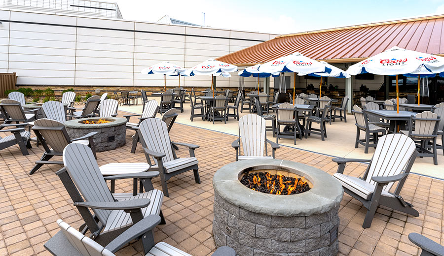 mohegan pennsylvania topgolf